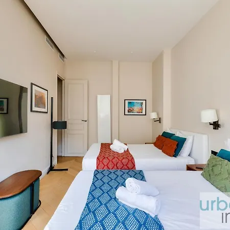 Appartamento 141 - Beautiful Flat Triangle D Or Champs Elysees *