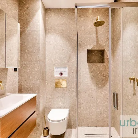 Appartamento 141 - Beautiful Flat Triangle D Or Champs Elysees Parigi